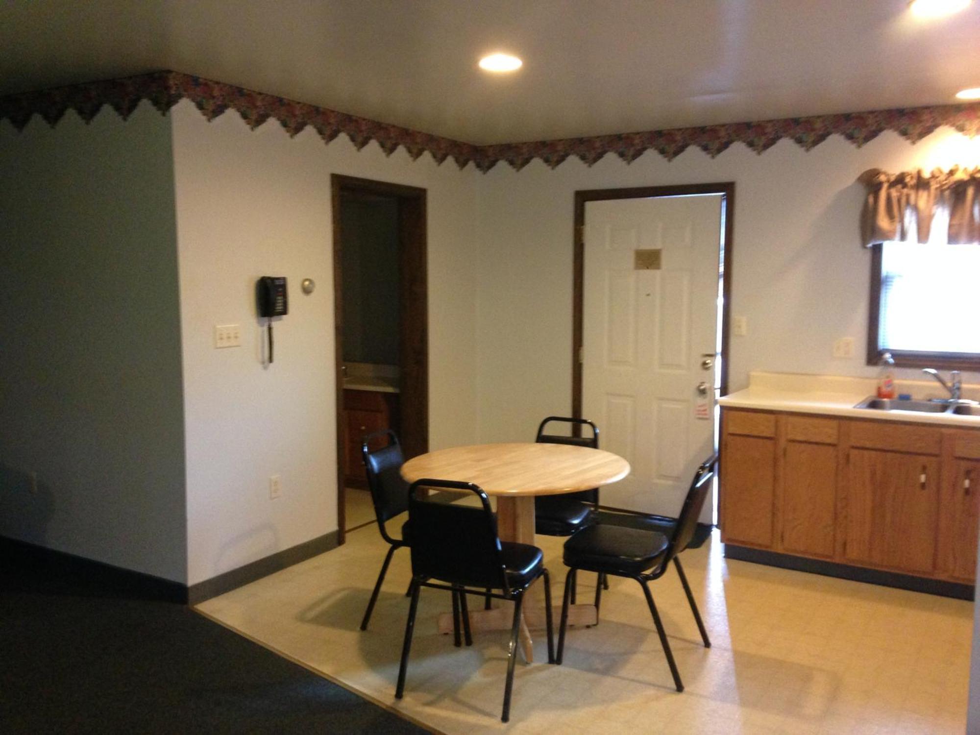 Motel Fred's Restaurant&lodging 2*