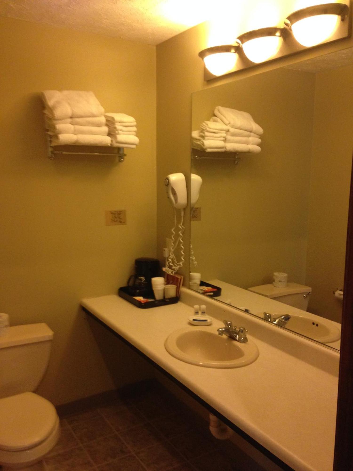 Fred's Restaurant&lodging Motel 2*