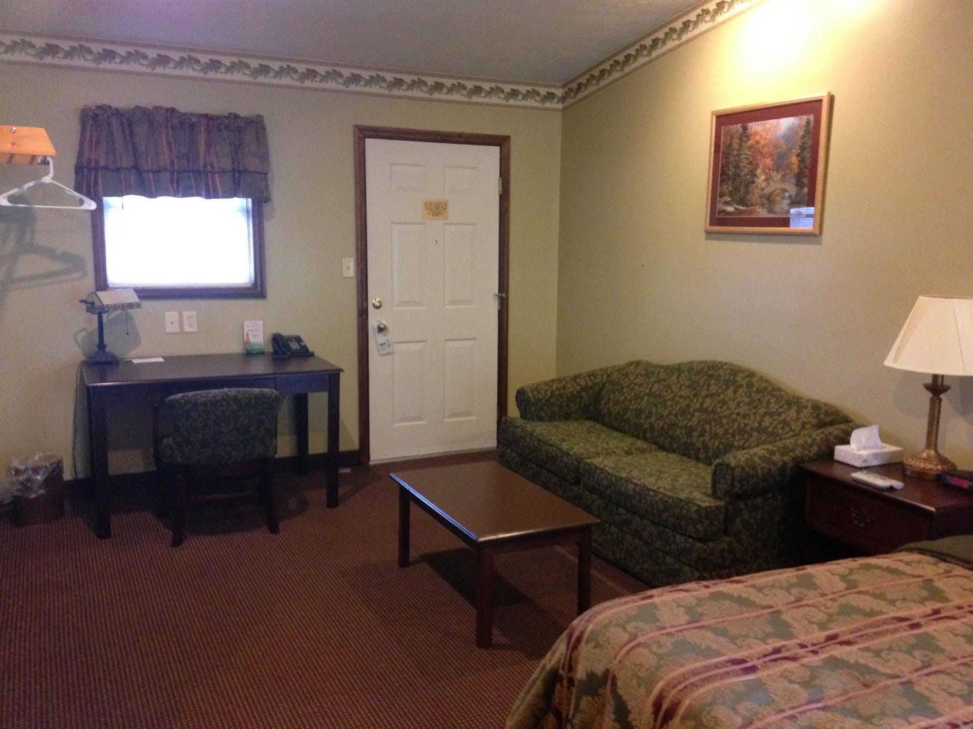 Fred's Restaurant&lodging Norwich