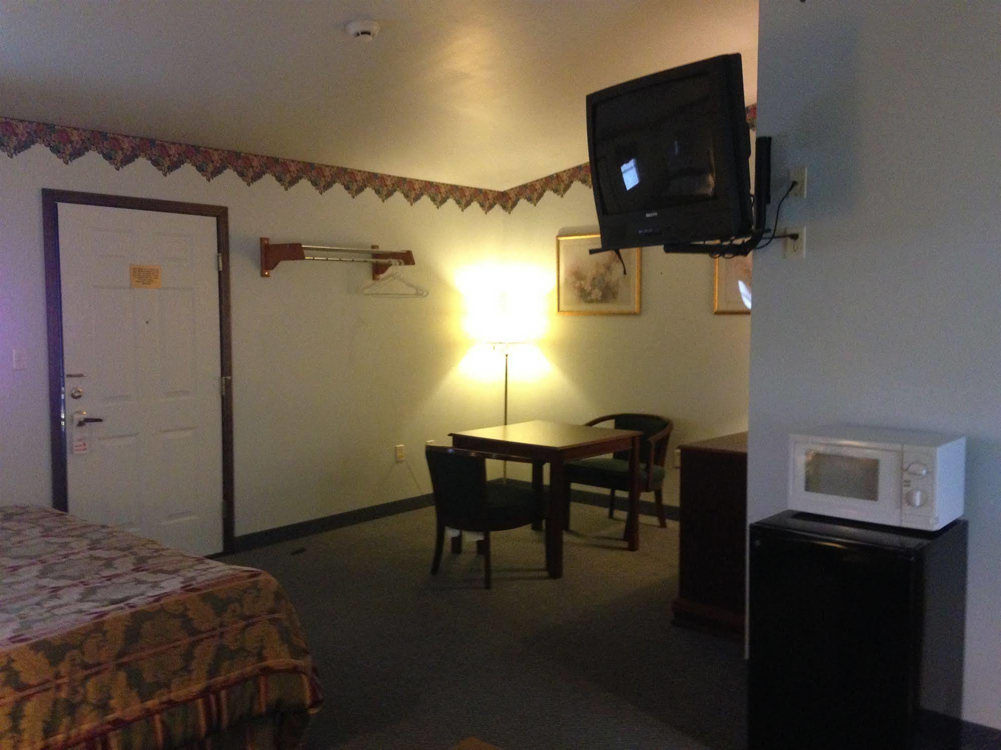 Motel Fred's Restaurant&lodging