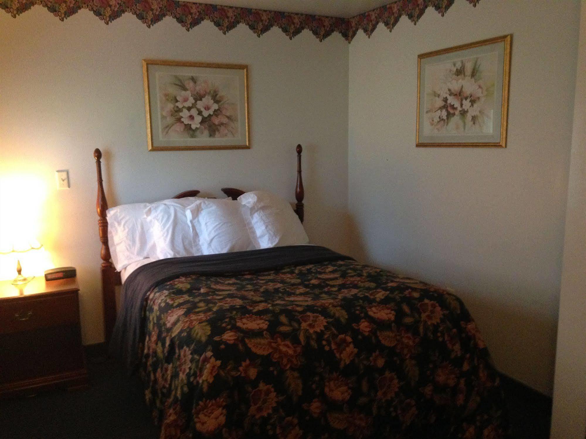 Motel Fred's Restaurant&lodging 2*