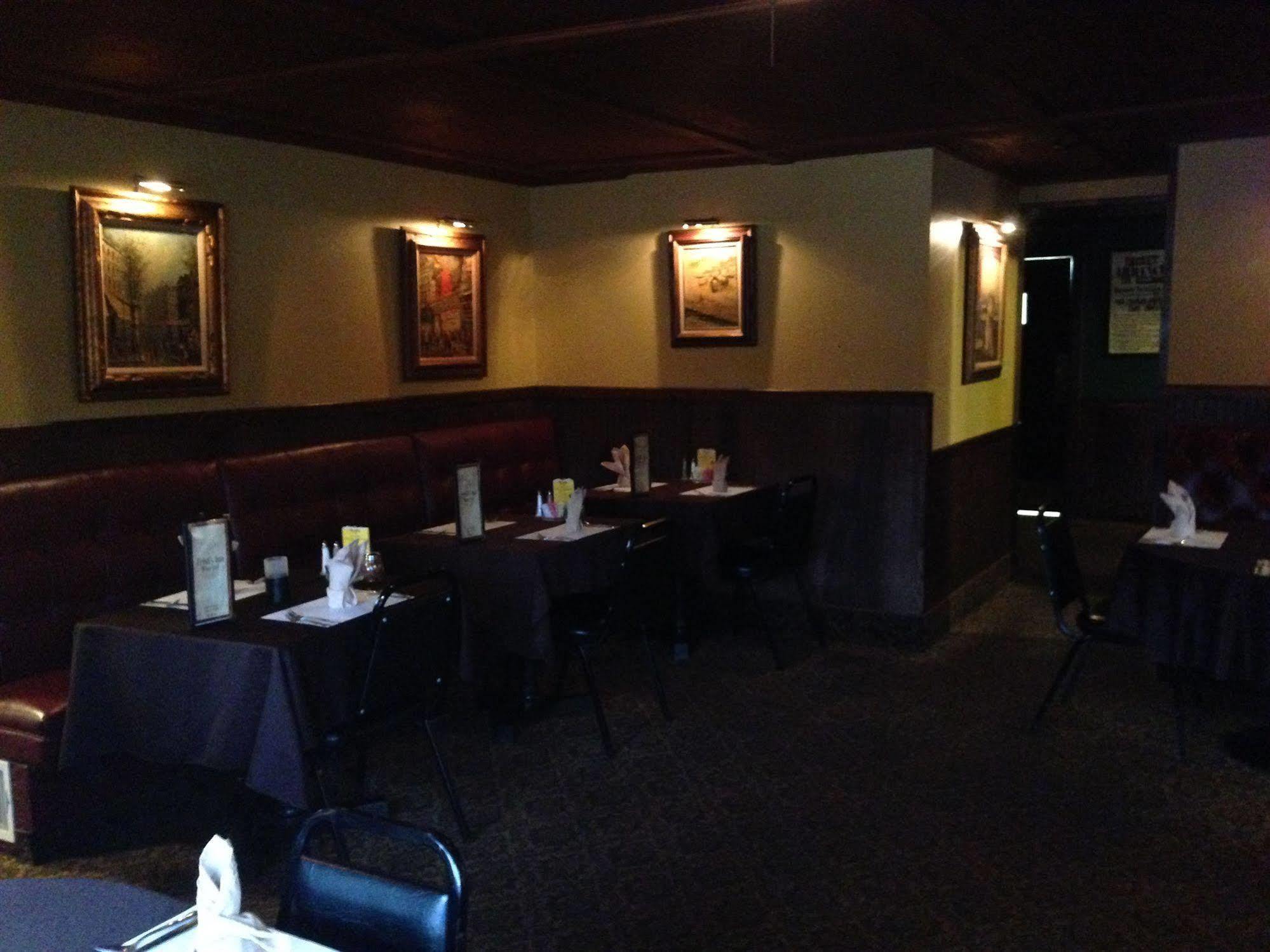 Fred's Restaurant&lodging Norwich